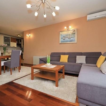 Apartment Toni Zadar Eksteriør bilde